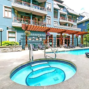 ag303-studio-separate-living.hotels-of-whistler.com/